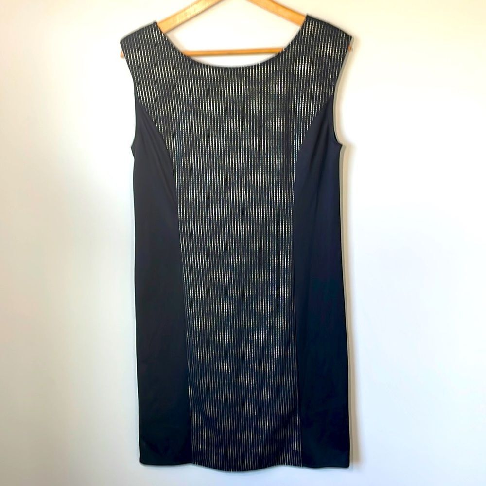 Laundry by design black sheath metallic silver detail Career Cocktails Size 10